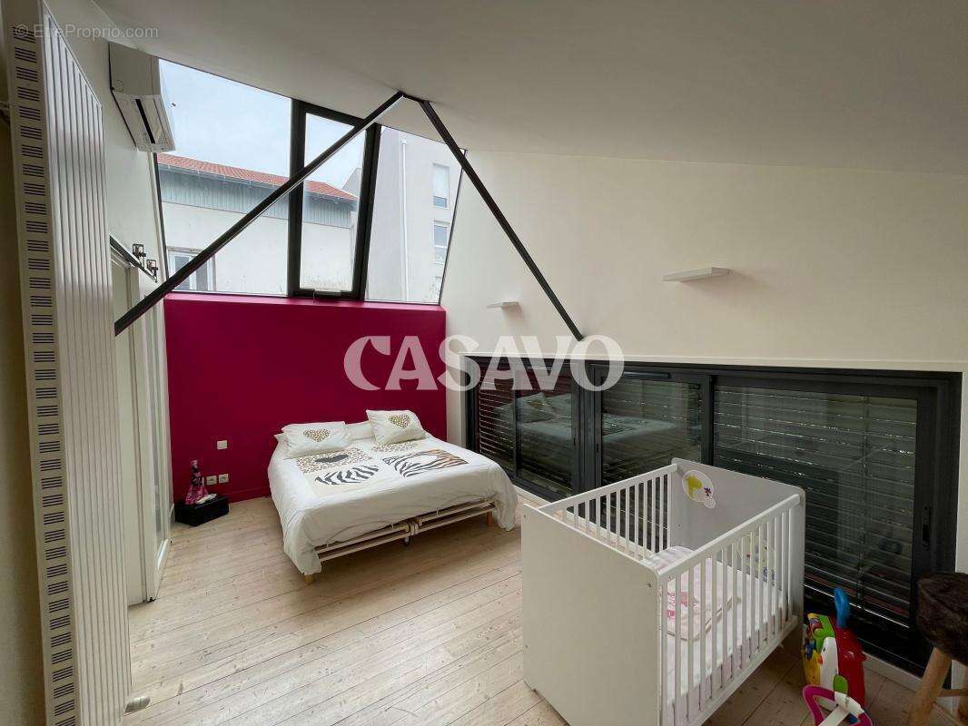 Appartement à LYON-8E