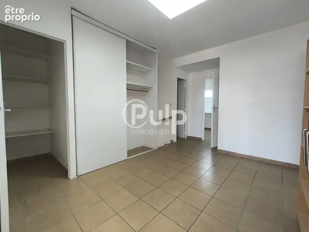 Villeneuve-la-comtesse Maison T6 - photo 13