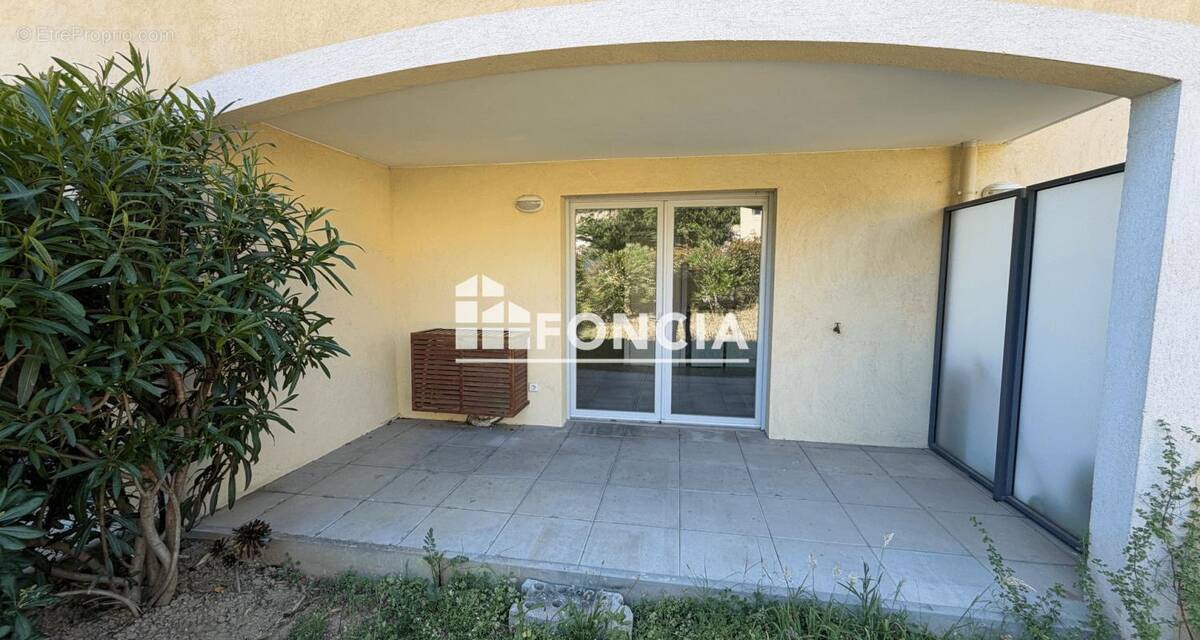 Appartement à BORMES-LES-MIMOSAS
