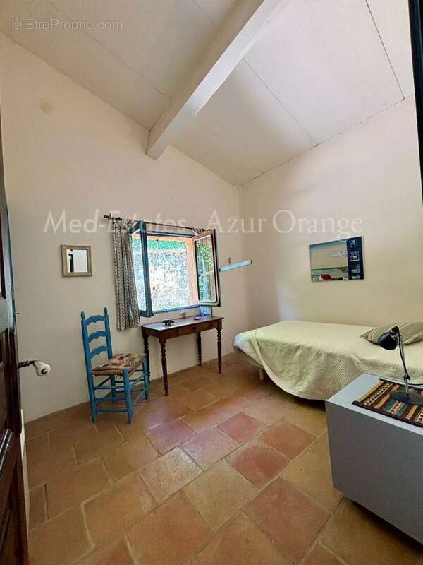 Maison à LA GARDE-FREINET