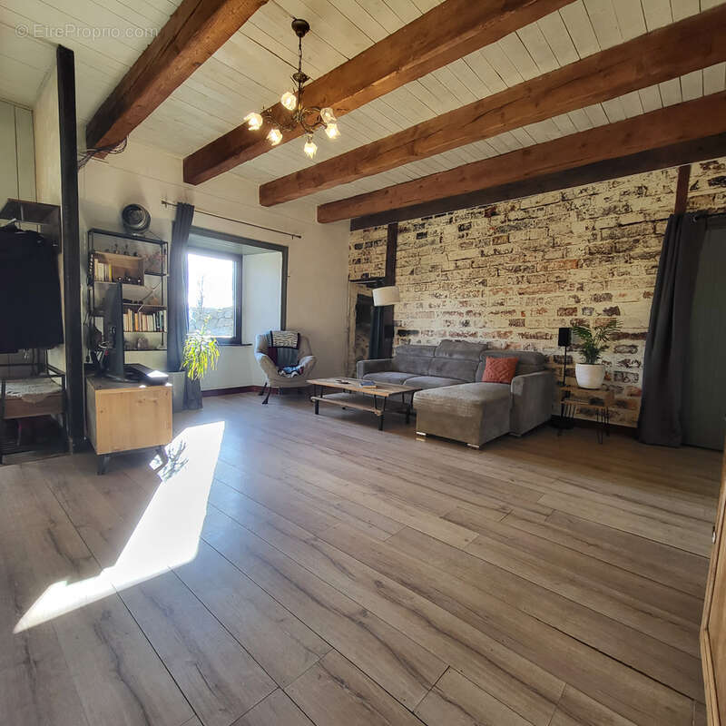 Maison à SAINT-SATURNIN