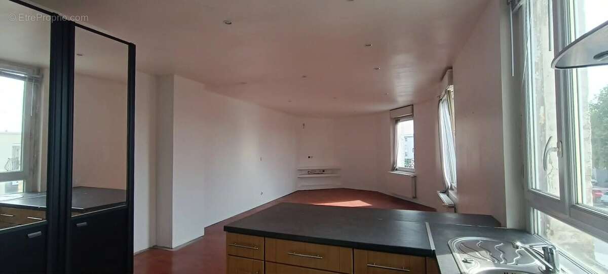 Appartement duplex 2 chambres - quartier sainte-cécile - photo 2