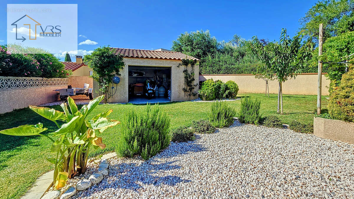 Superbe villa t5 157 m2   piscine, grand terrain 893 m2, garage et atelier   quartier residentiel recherché - photo 5