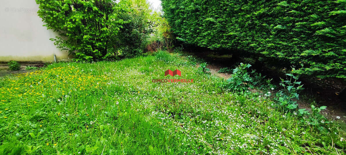 Maison à LA CELLE-SAINT-CLOUD