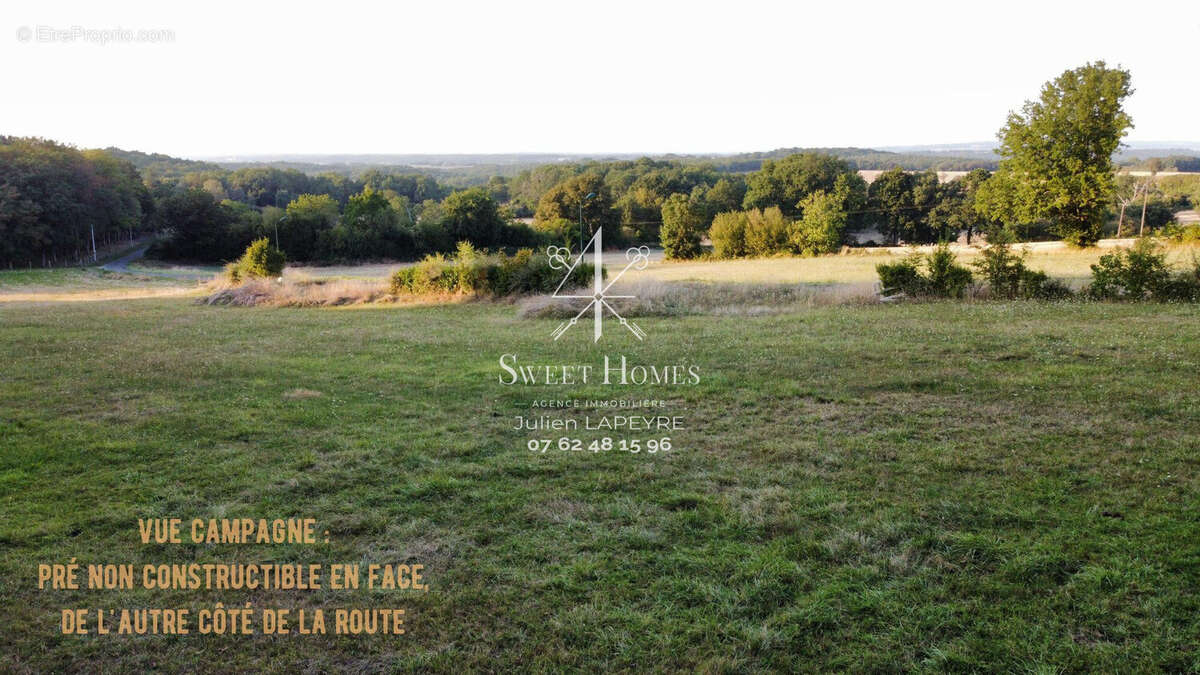 Terrain à GRASSAC