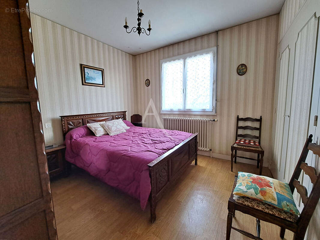 Maison à LES HERBIERS