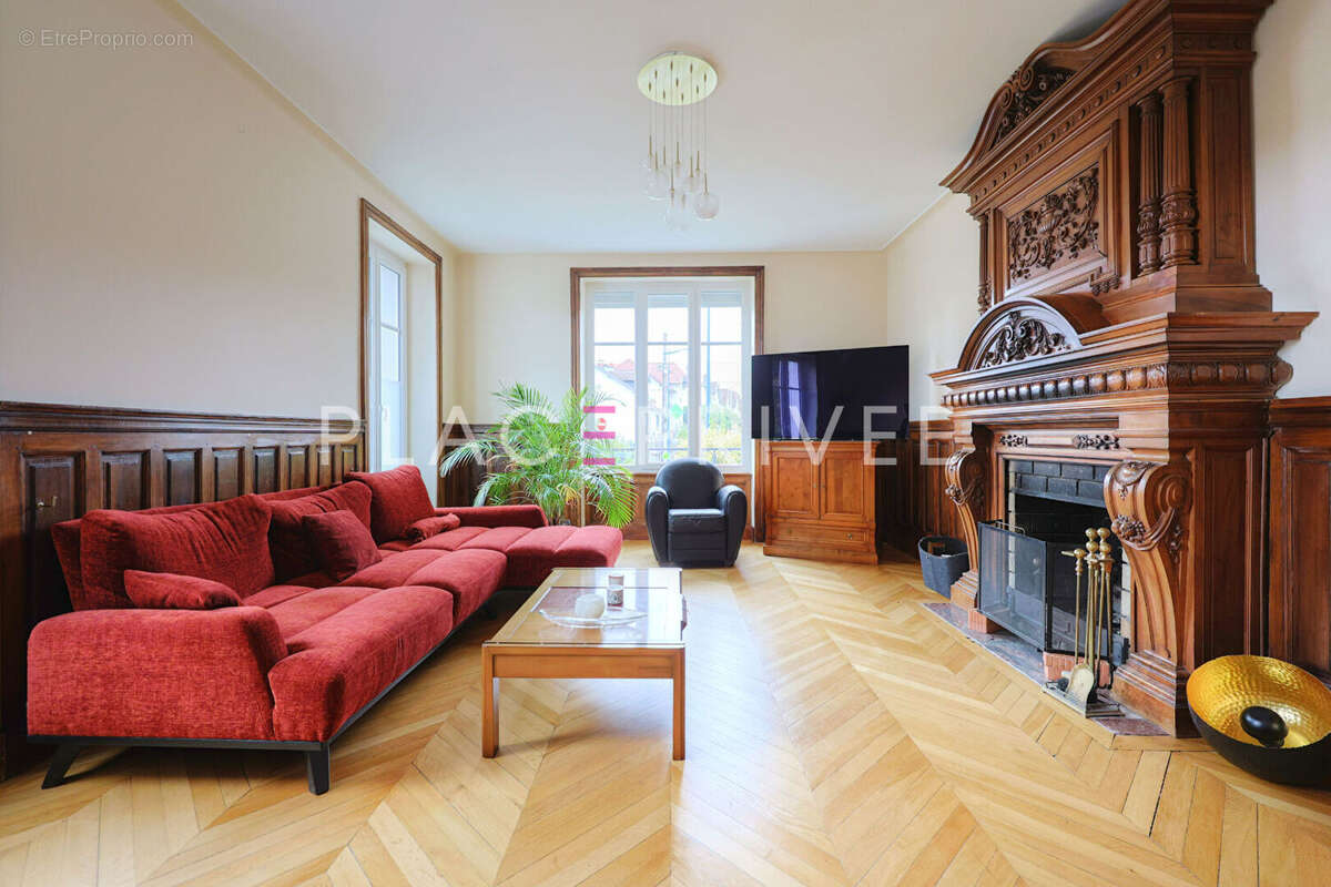 Maison à THAON-LES-VOSGES