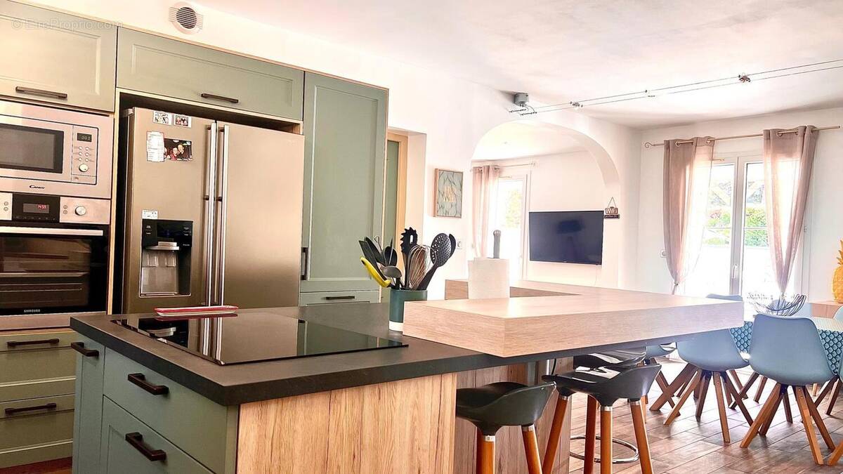 Photo 1 - Maison à FREJUS