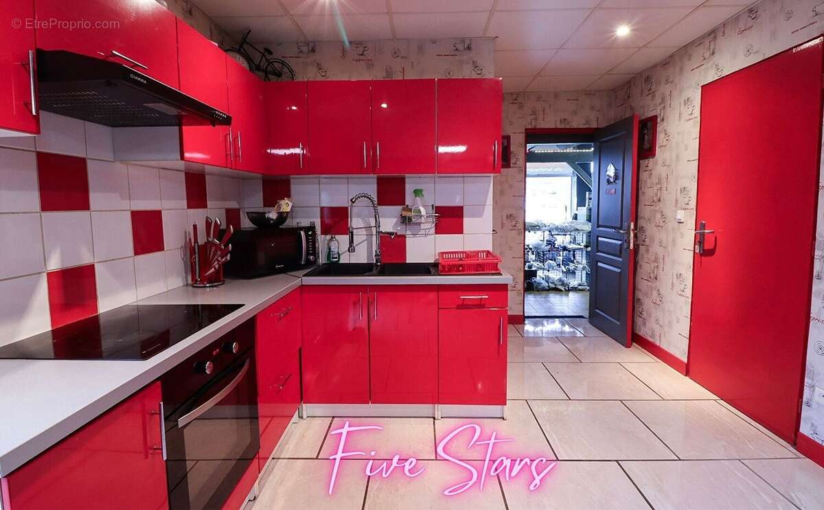 Commerce à DOMMARY-BARONCOURT