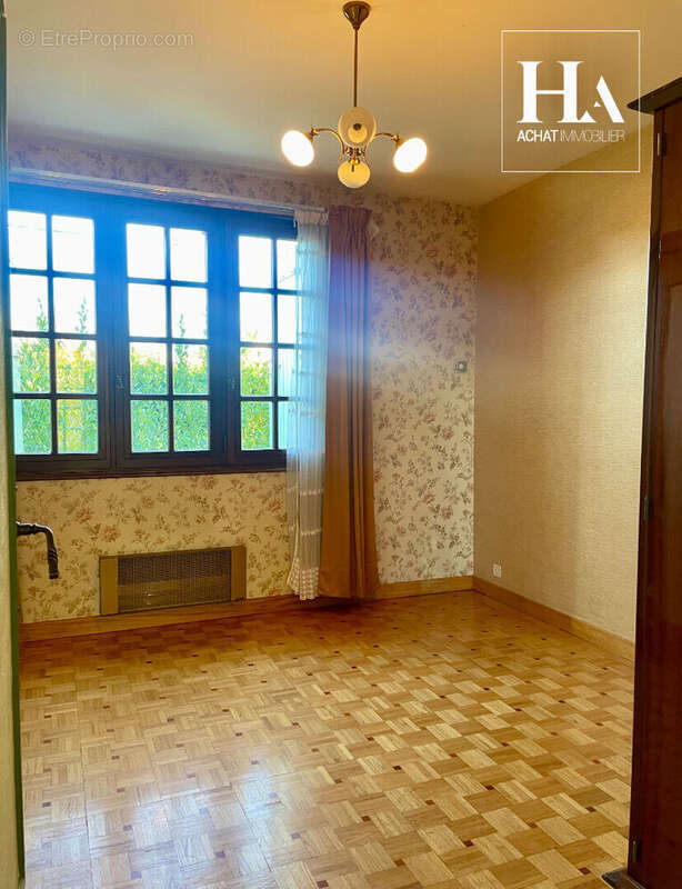 Maison à SAINT-PRIVAT