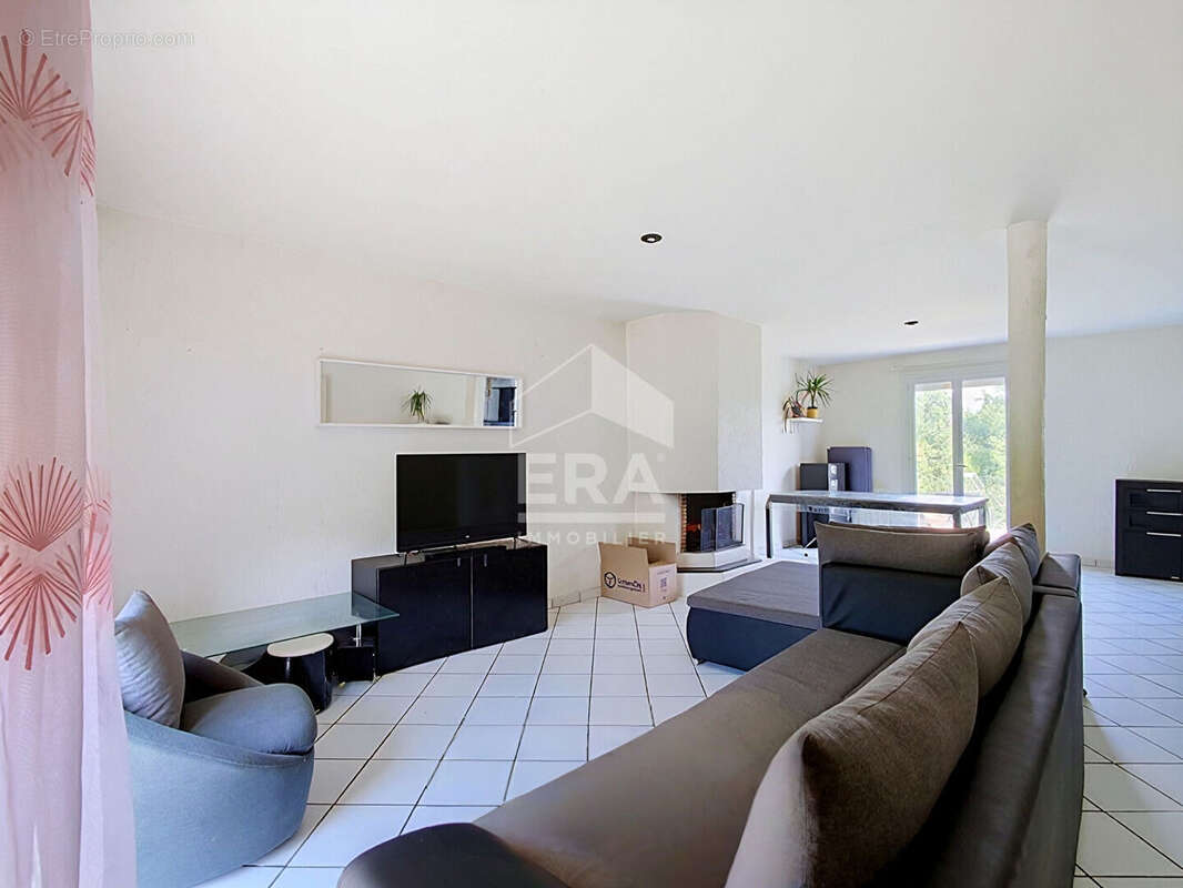 Maison 140m² à lassy - photo 2