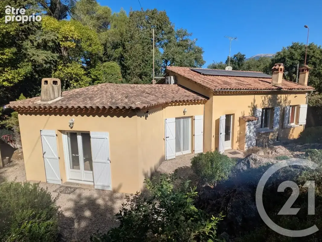Maison 4 pièces 97 m² à vendre à Roquefort-Les-Pins (06330) - photo 2