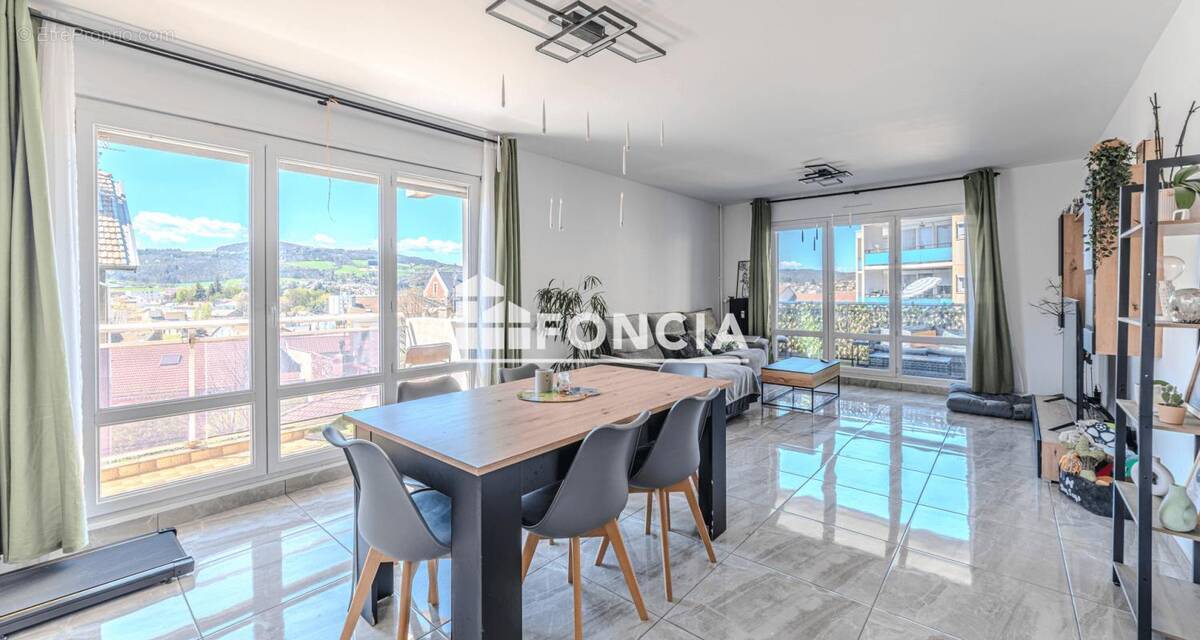 Appartement à FIRMINY