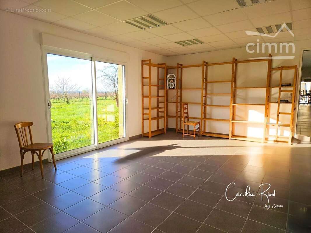 Maison à SAINT-CHRISTOLY-DE-BLAYE