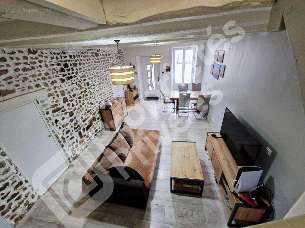 Maison à SACLAS