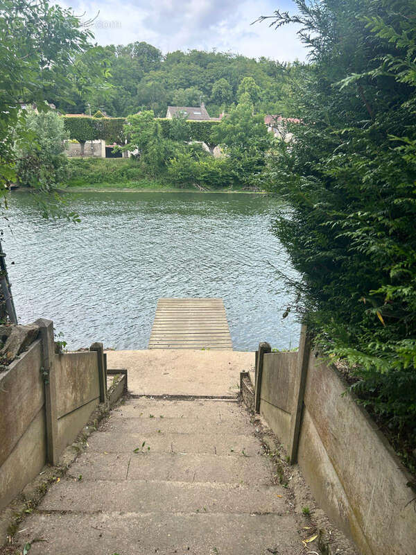 Maison à BENNECOURT