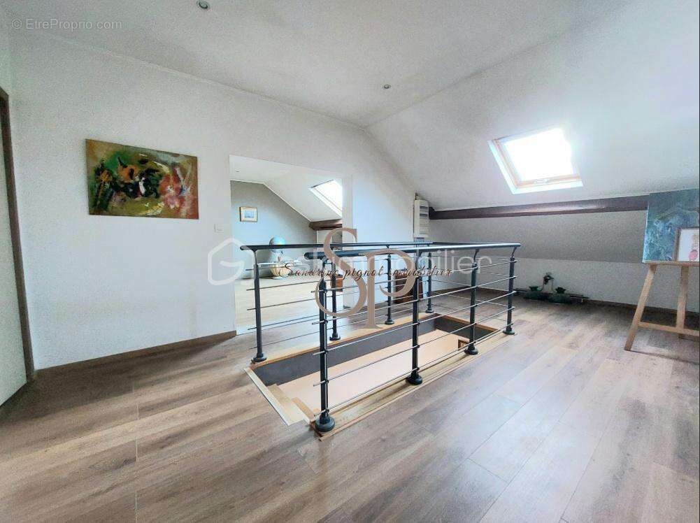 Maison à FONTAINE-LA-GAILLARDE