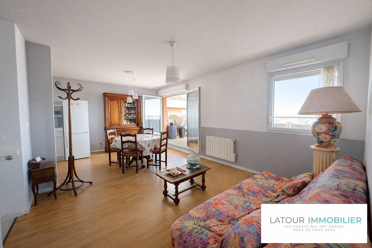 Appartement à L'ISLE-D'ABEAU