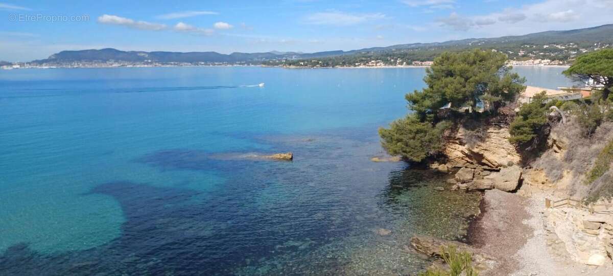 Appartement à SAINT-CYR-SUR-MER