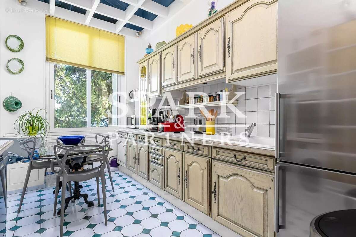 Appartement à ROQUEBRUNE-CAP-MARTIN