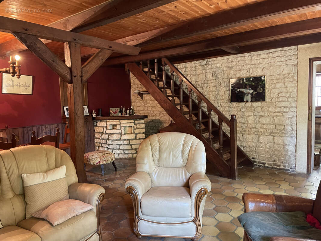 Maison à AIGREFEUILLE-D&#039;AUNIS