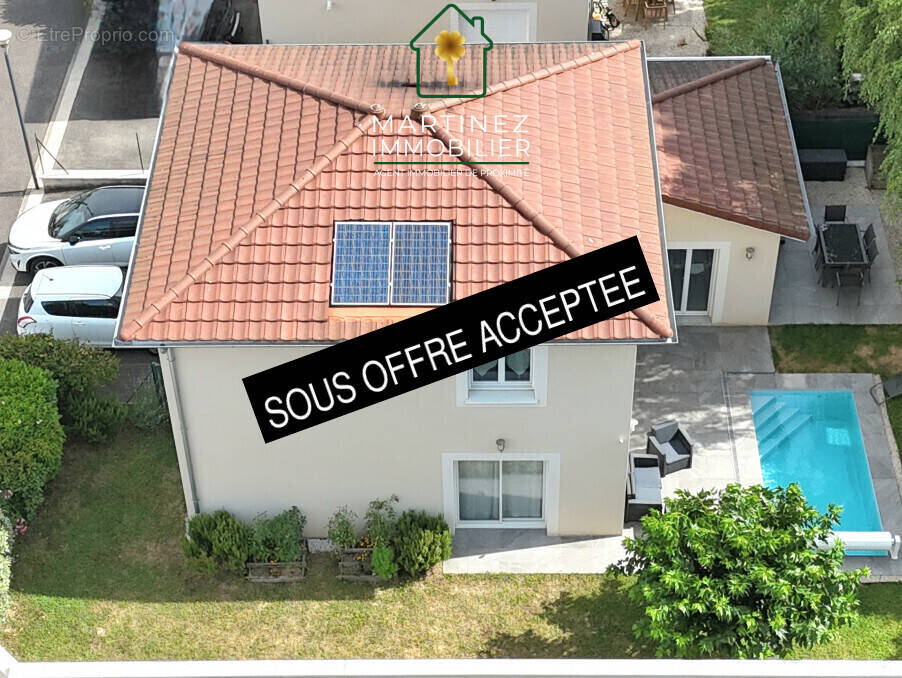 Maison à SAINT-LAURENT-DE-MURE