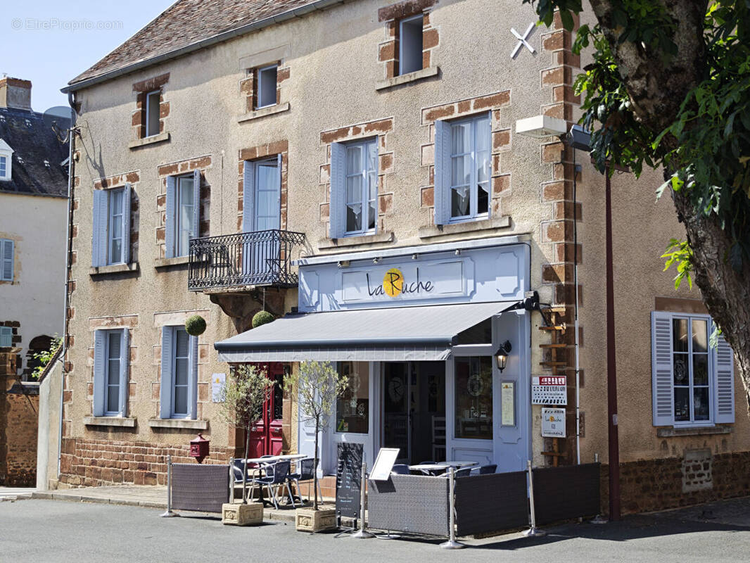 Maison à CHAILLAC