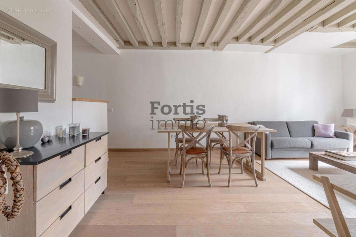 Appartement à PARIS