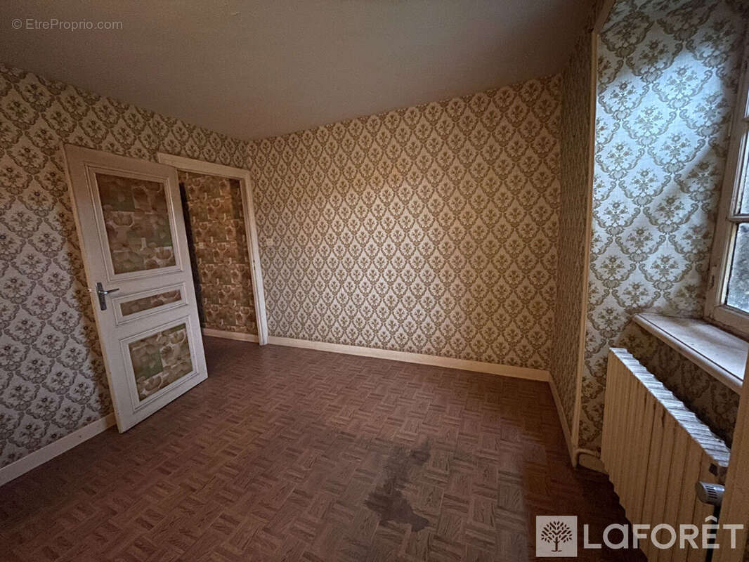 Maison à MAZEYRAT-D'ALLIER