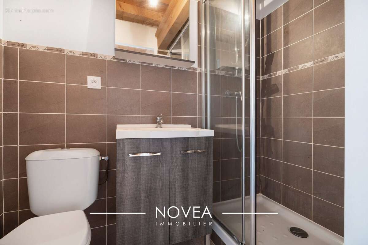 Appartement à NEUVILLE-SUR-SAONE