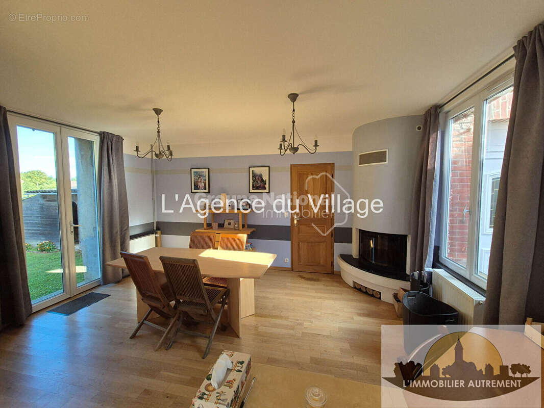 Maison à SAINTE-GENEVIEVE