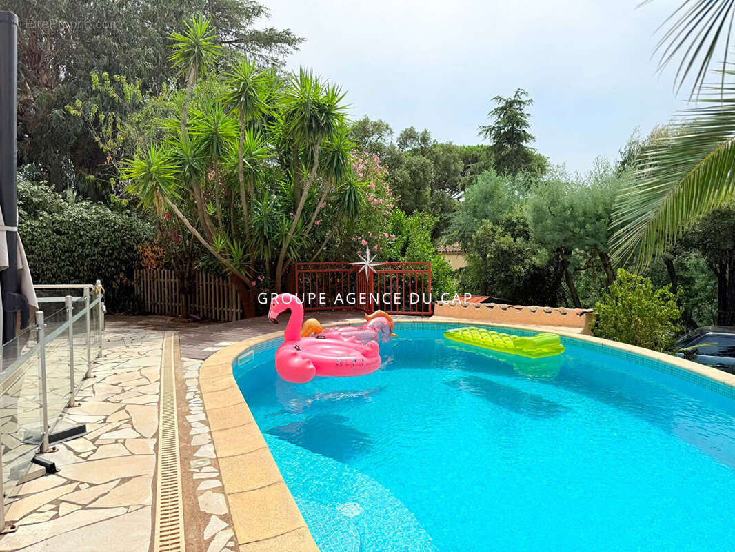 A vendre villa individuelle de 70 m² avec piscine sur les les issambres - photo 9