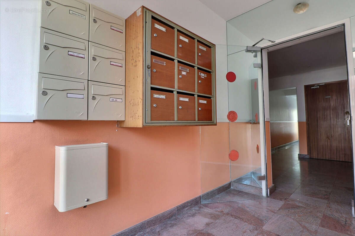Appartement à LA COURNEUVE