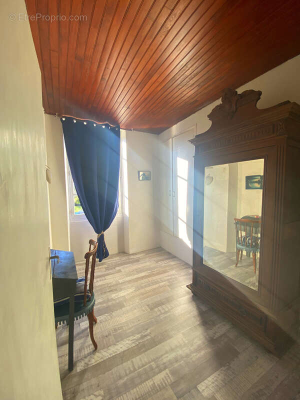 Maison à DECAZEVILLE