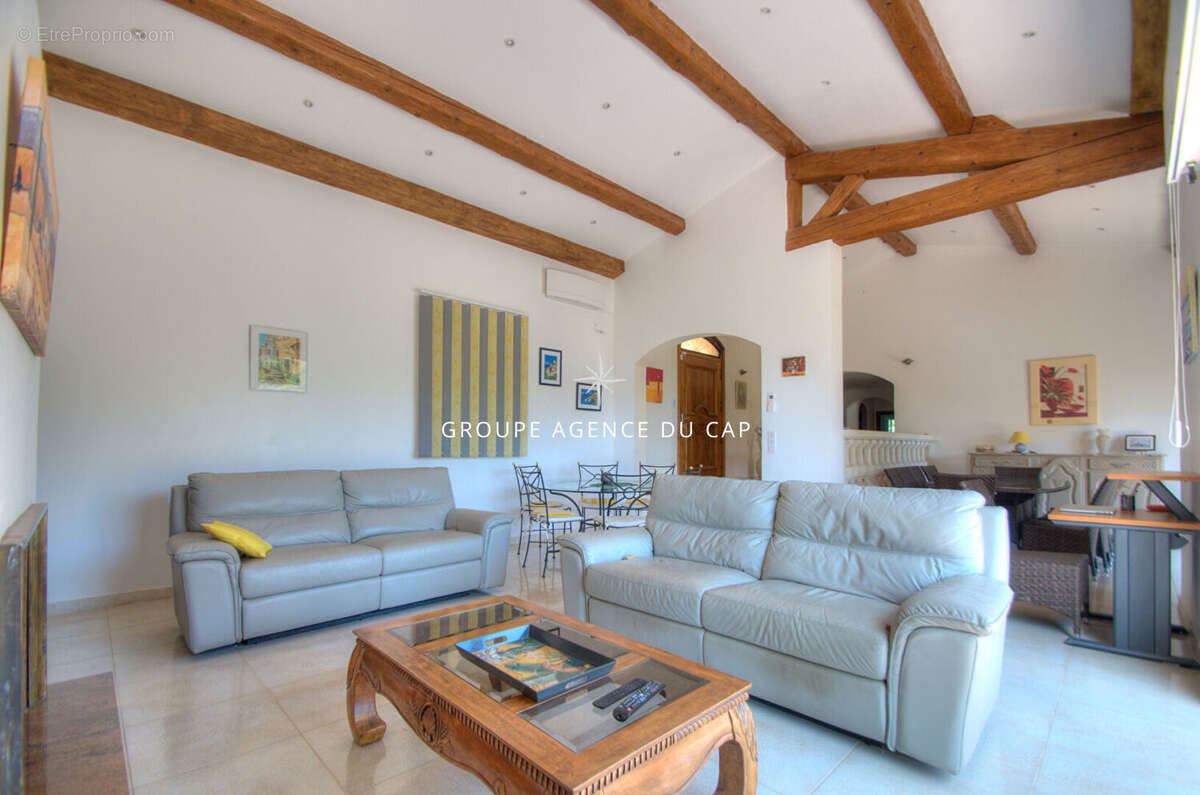Maison à SAINT-RAPHAEL