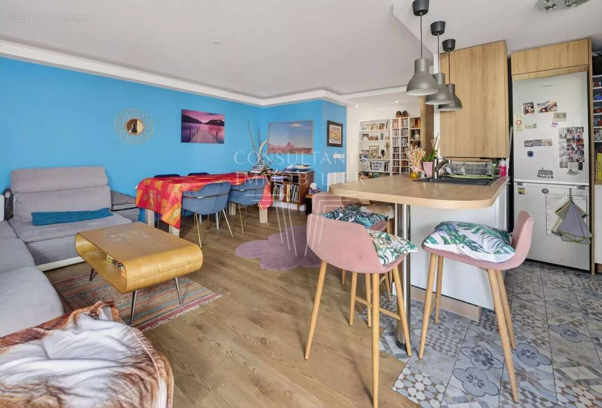 Appartement à LEVALLOIS-PERRET