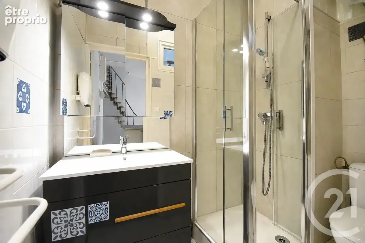 Appartement 25 m² à Vichy  - photo 6