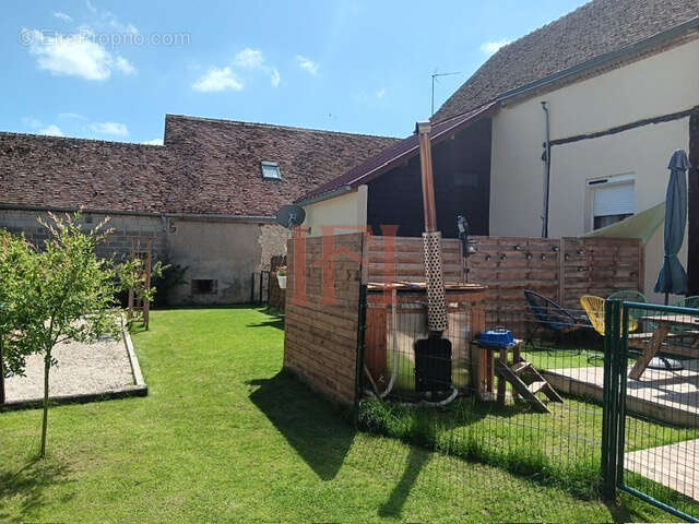 Maison à CLOYES-SUR-LE-LOIR