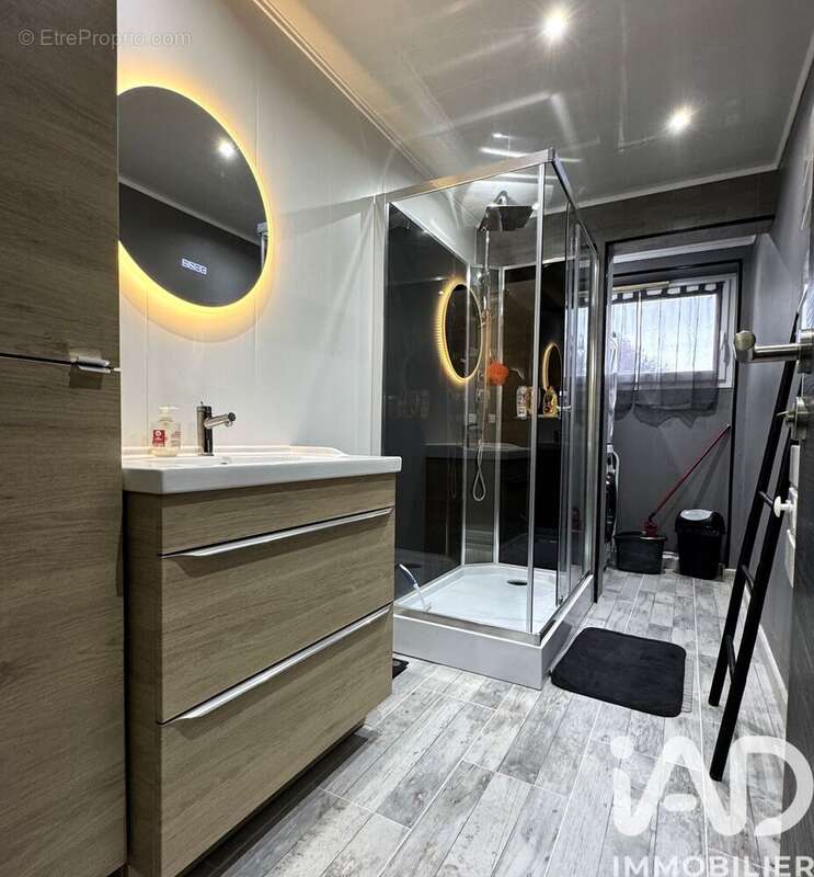 Photo 8 - Appartement à AUDUN-LE-TICHE