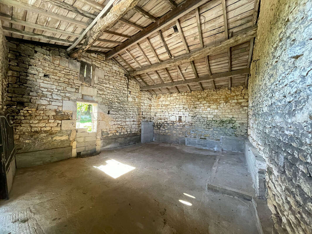 Maison à PONT-L'ABBE-D'ARNOULT