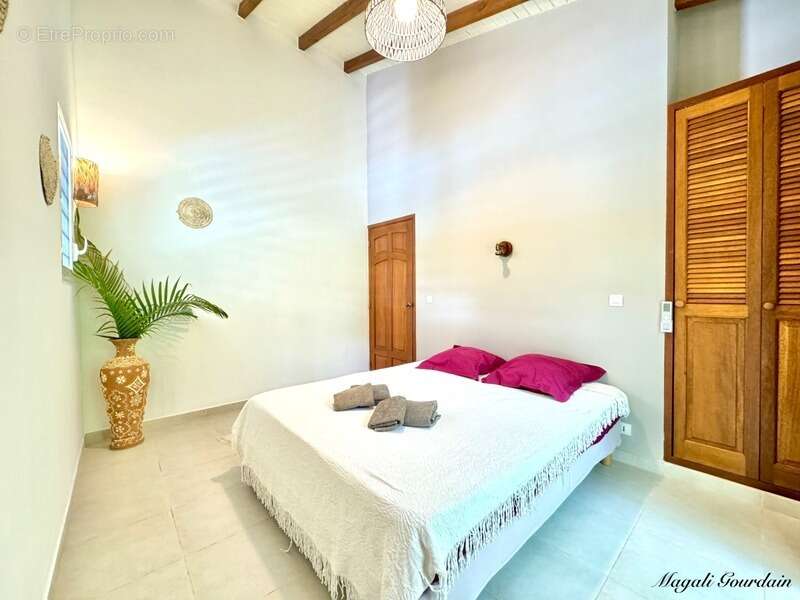 Maison à SAINT-FRANCOIS