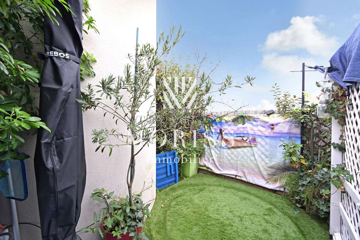 Appartement à PARIS-18E