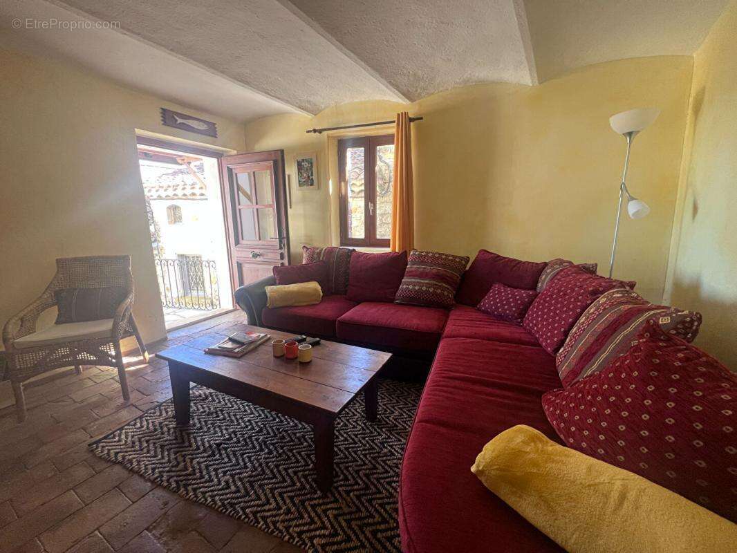 Maison à BESSAS