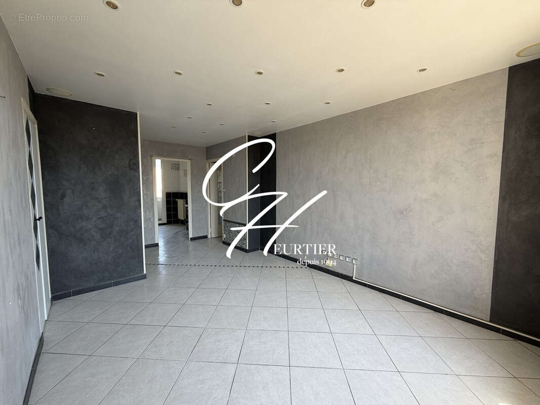 Appartement 60 m² à Echirolles  - photo 7