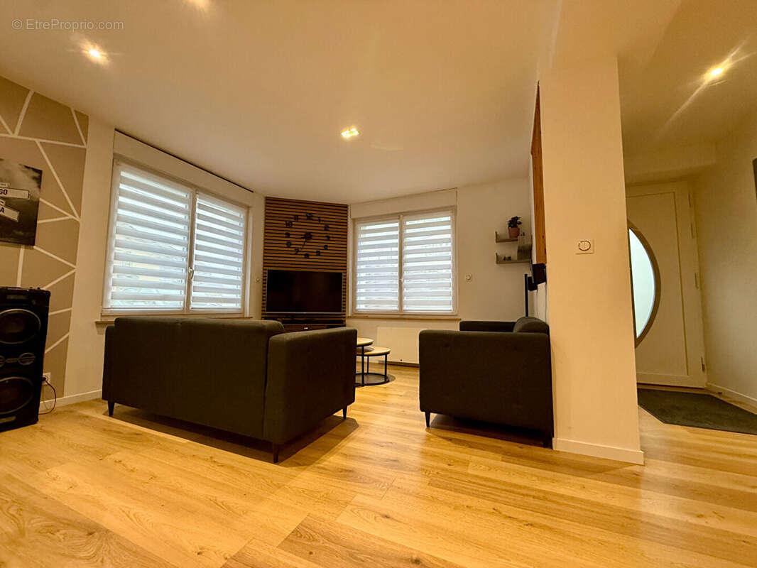 Appartement à ANOULD