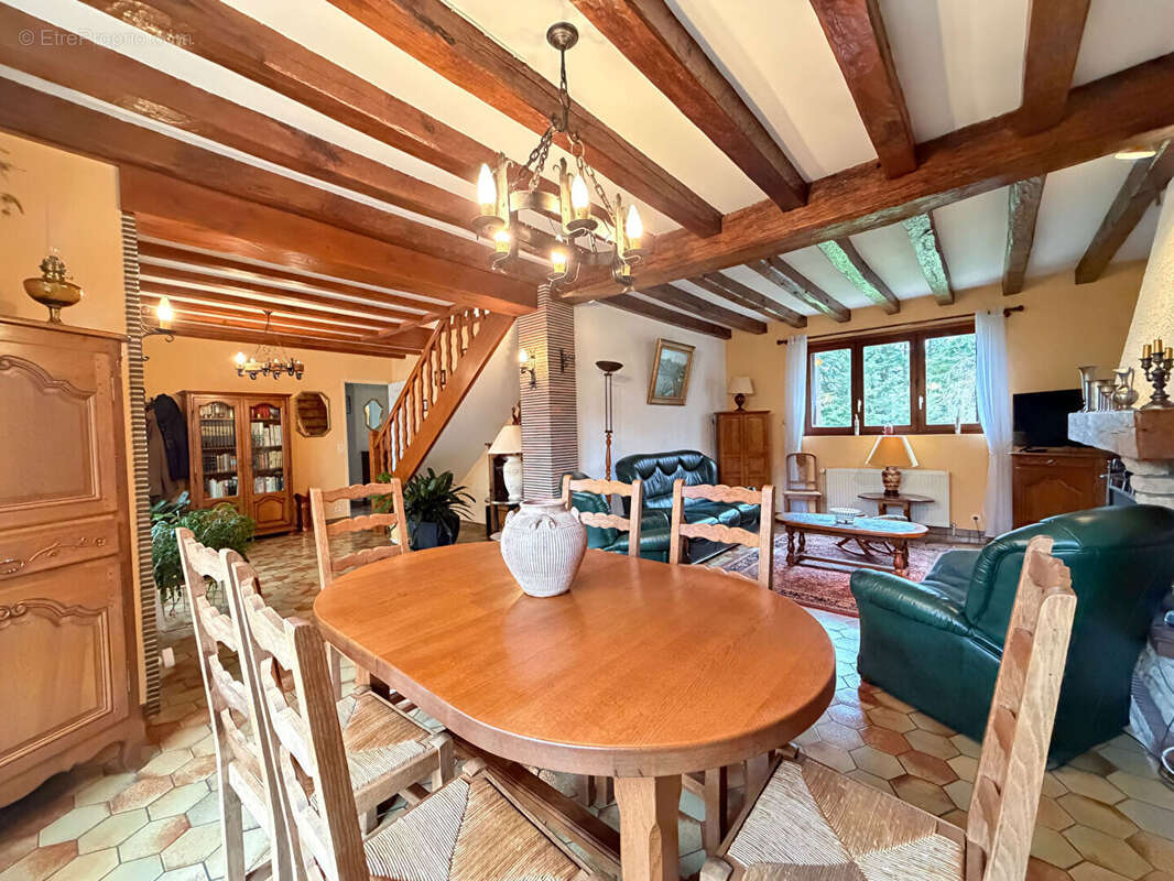 Maison à ARNIERES-SUR-ITON