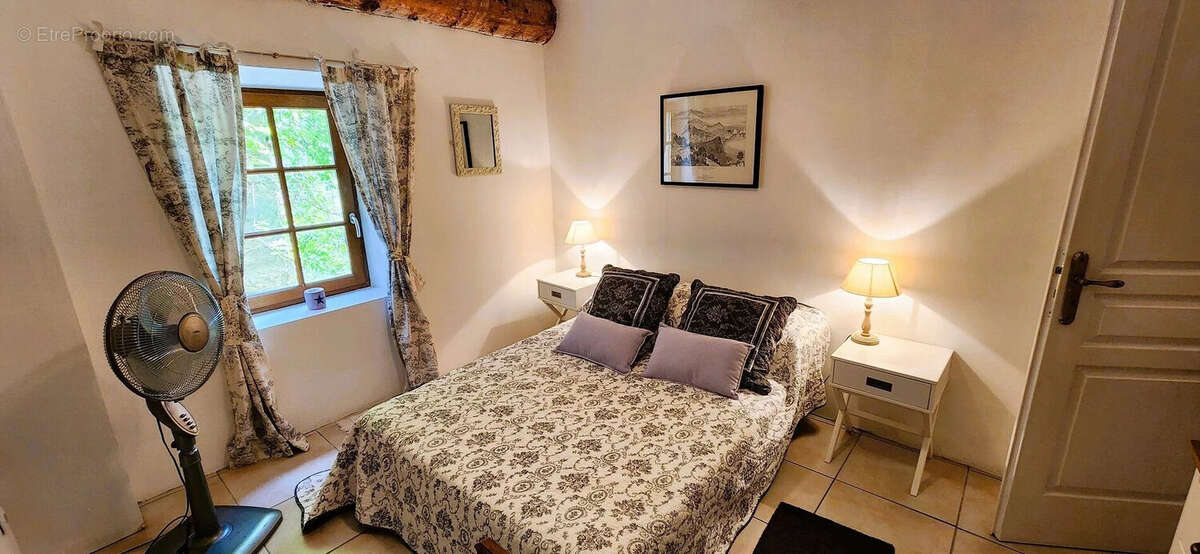Appartement 78 m² à Pepieux  - photo 9