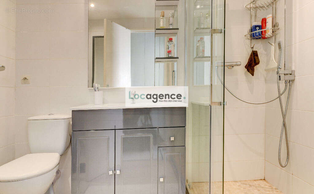 Appartement à MANDELIEU-LA-NAPOULE