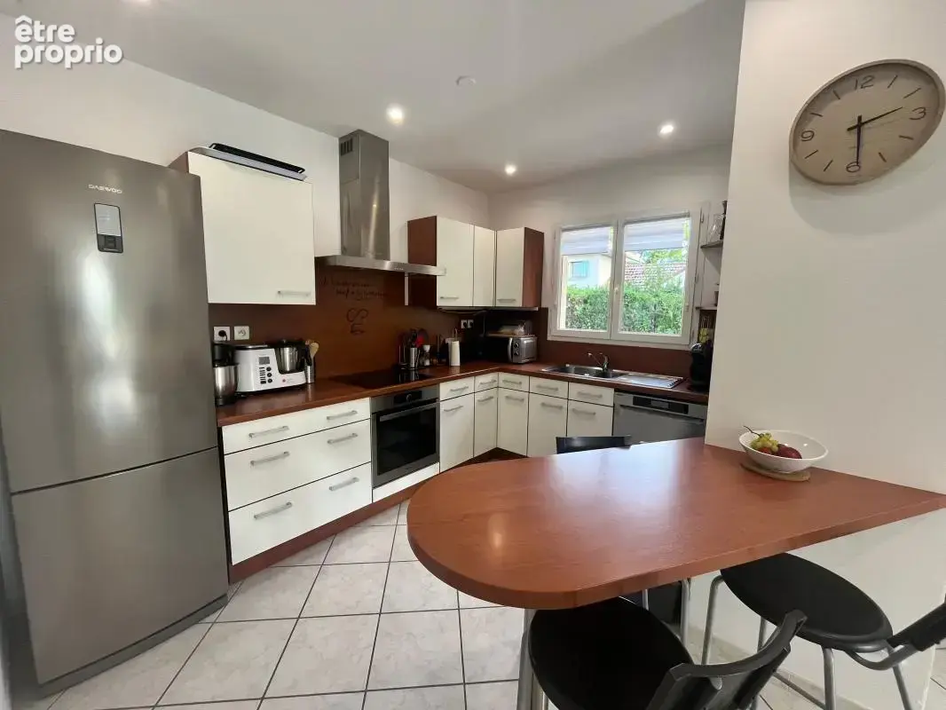 Maison plain pied - 100 m² - 4 chambres - 1382 m² terrain - photo 6