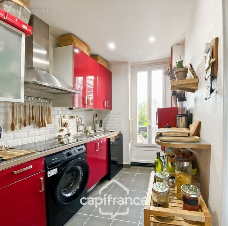 Appartement à SAINT-THIBAULT-DES-VIGNES